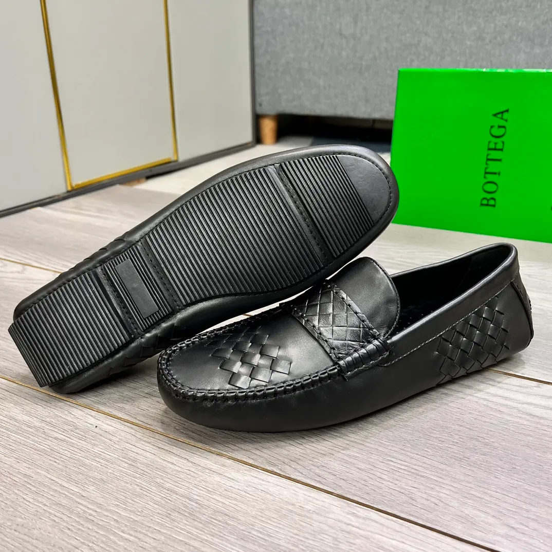 Factory price 420💵BV new men's shoes original replica👉👉High-end men's casual beanie shoes/💞driving shoes! 🔊Upper imported cowhide woven, ☑️Sheepskin lining, one-step design, light and smart ☮☮Suitable for all kinds of travel, exclusive new style, real shot, size 38-44, (45 can be customized)